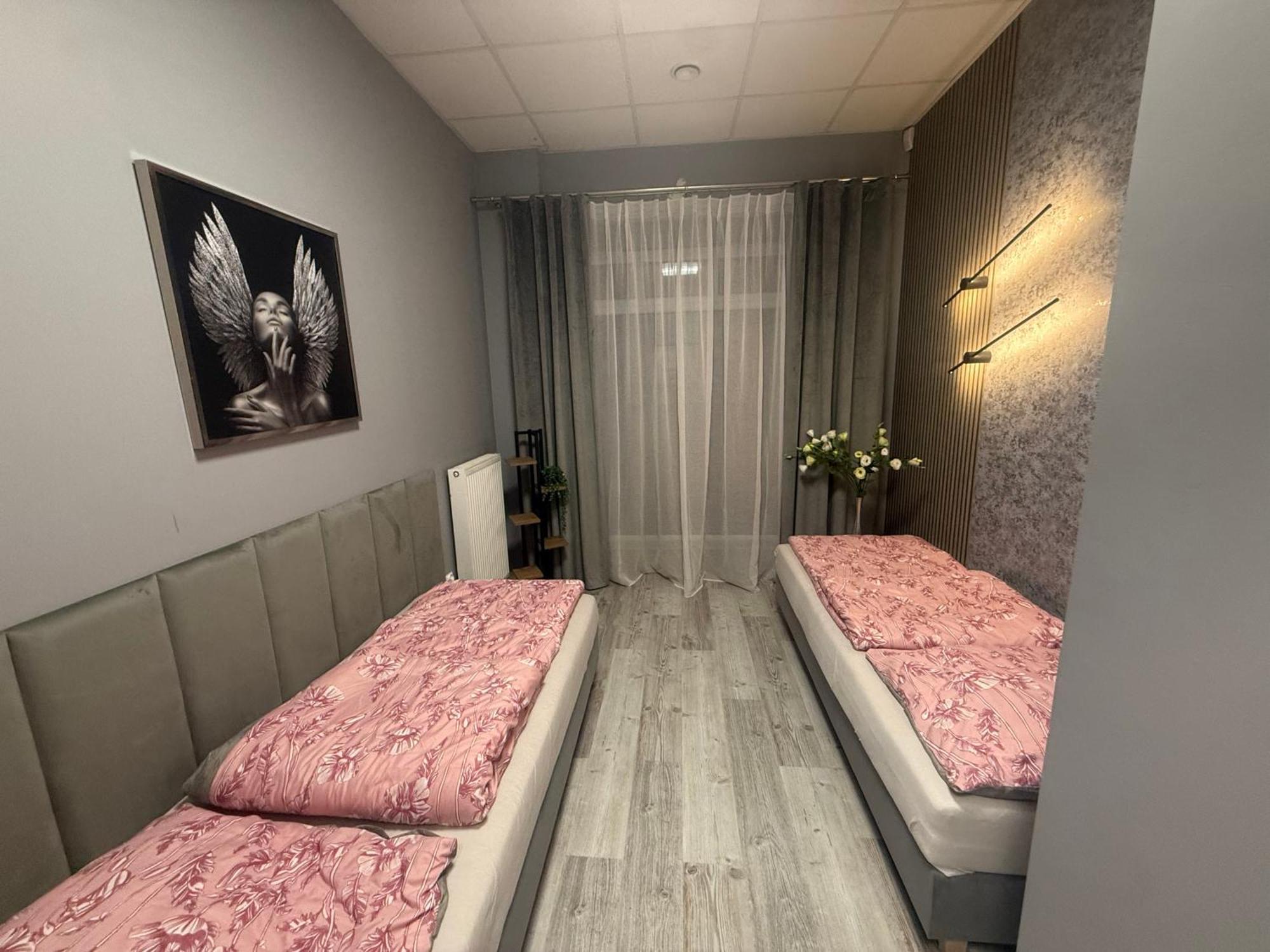 Apartamenty I Pokoje „Pod Jedynka” Konstantynów Łódzki Eksteriør bilde