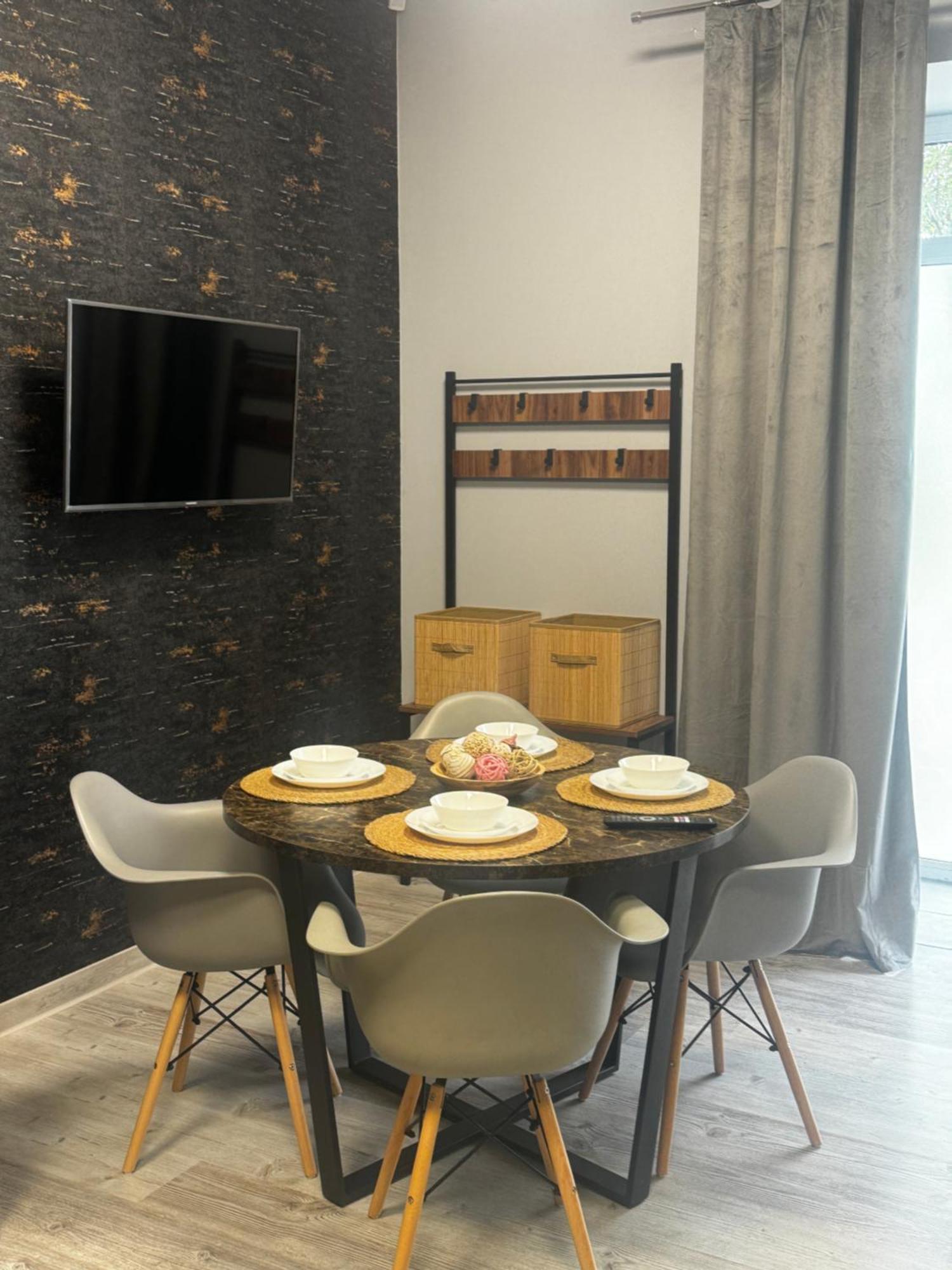 Apartamenty I Pokoje „Pod Jedynka” Konstantynów Łódzki Eksteriør bilde